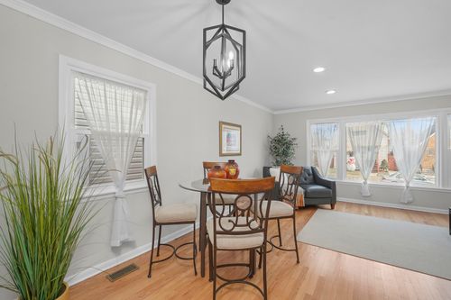 2716 N 73rd Ave, Elmwood Park, IL, 60707-1511 | Card Image