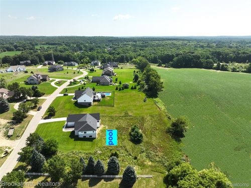 973 Highland View Ln, Metamora, MI, 48455-8911 | Card Image