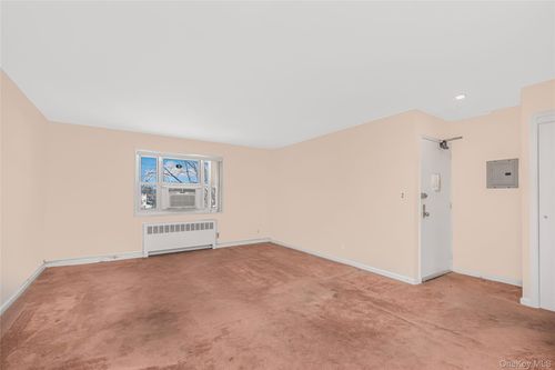 2e-6 Dehaven Dr, Yonkers, NY, 10703-1260 | Card Image