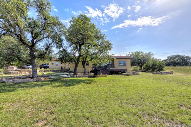 211 Comal Run, House other with 3 bedrooms, 4 bathrooms and null parking in Bulverde TX | Image 33