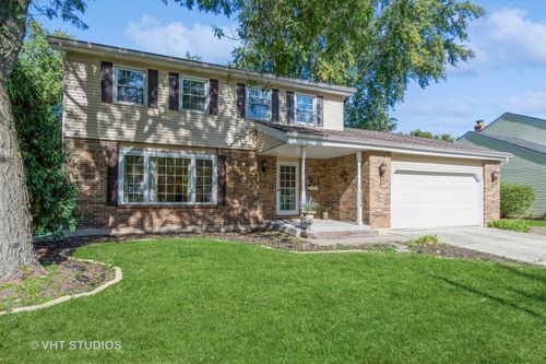 1517 Preston Road, Naperville, IL, 60563 | Card Image