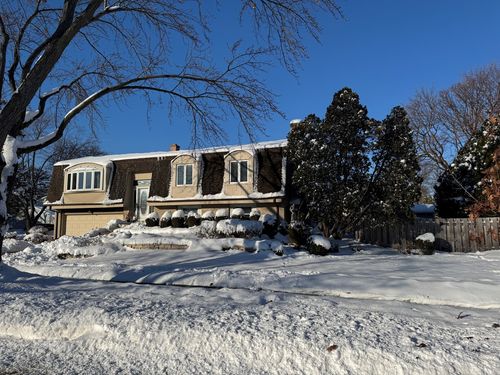 416 Trinity Ct, Buffalo Grove, IL, 60089-4459 | Card Image