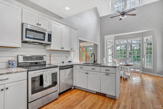 1151 Roaring Run Rd, House other with 4 bedrooms, 3 bathrooms and null parking in Goode VA | Image 20