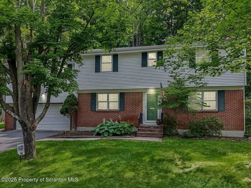 104 Sturbridge Rd, Clarks Summit, PA, 18411-1068 | Card Image