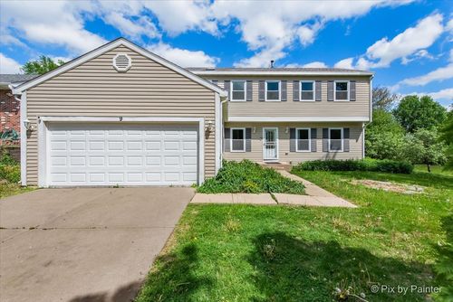 9 N Walnut Ct, Streamwood, IL, 60107-6609 | Card Image