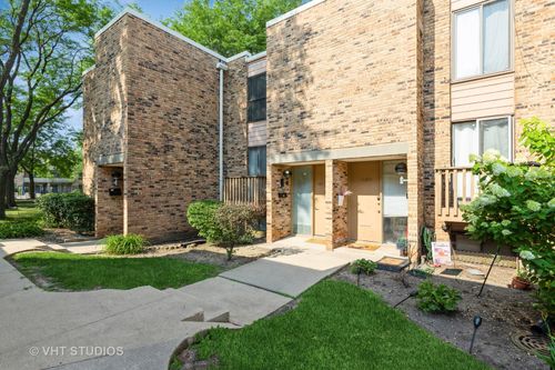 1611 Waxwing Ct, Schaumburg, IL, 60173-4113 | Card Image