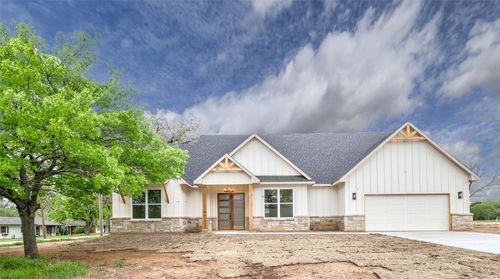 208 Woody St, Alvord, TX, 76225-5055 | Card Image