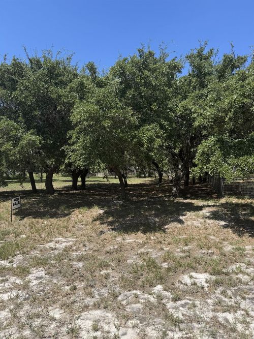 431 S Verne St, Rockport, TX, 78382 | Card Image