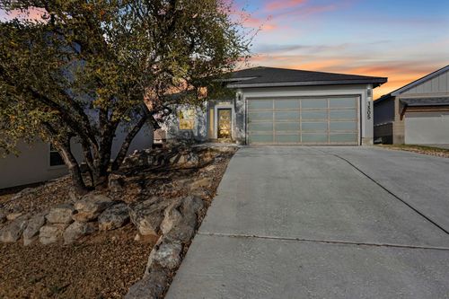 1305 Laurel Cv, Marble Falls, TX, 78654-2200 | Card Image