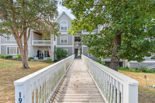 19-1d-310 Woodland Ct, Branson, MO, 65616-9484 | Card Image