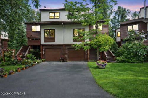 k2-6712 Lunar Dr, Anchorage, AK, 99504-4574 | Card Image