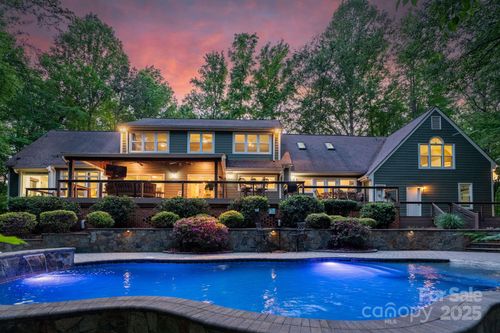 8400 Prince Valiant Dr, Marvin, NC, 28173-8863 | Card Image