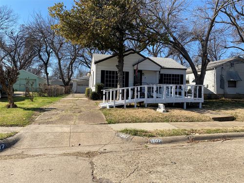 1207 Tarpley Ave, Dallas, TX, 75211-6053 | Card Image