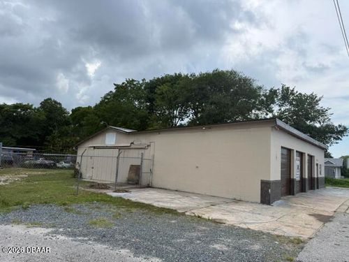 1520 N Nova Rd, DAYTONA BEACH, FL, 32117-3005 | Card Image