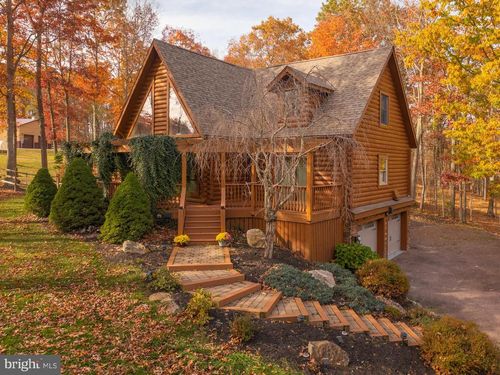 465 Pergin Farm Rd, OAKLAND, MD, 21550-6969 | Card Image