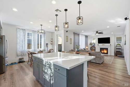 1617 Sorrel St, Santa Rosa, CA, 95403-8703 | Card Image