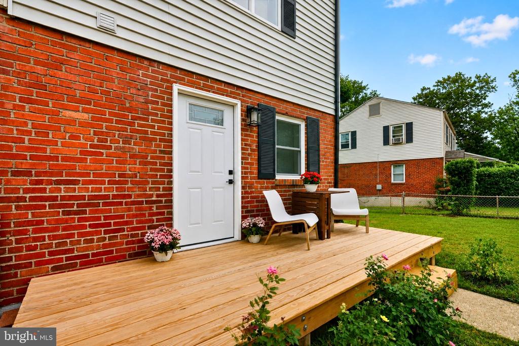 Residential Lease in ALEXANDRIA 4