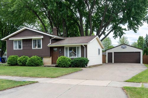 1217 E Mitchell Avenue, APPLETON, WI, 54915 | Card Image