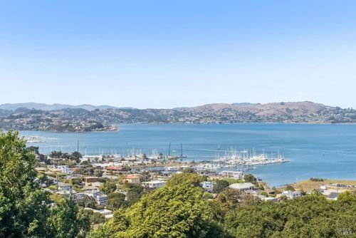 184 Santa Rosa Ave, Sausalito, CA, 94965-2060 | Card Image