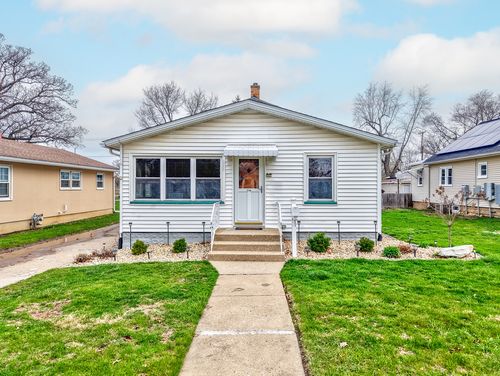 216 W 10th St, Streator, IL, 61364-3337 | Card Image