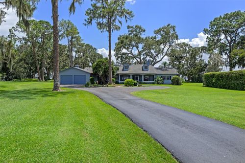 33205 Lakeshore Dr, Tavares, FL, 32778-5031 | Card Image