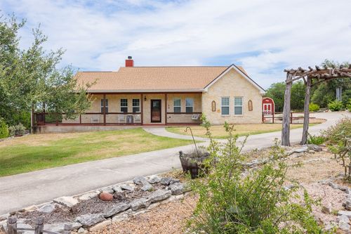 845 Rutherford, Fischer, TX, 78623-2052 | Card Image