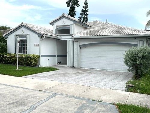 16166 Sw 86th Ter, Miami, FL, 33193-3072 | Card Image