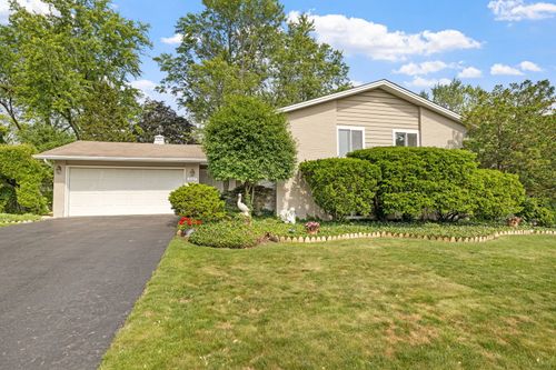 5927 Sherman Dr, Woodridge, IL, 60517-1019 | Card Image