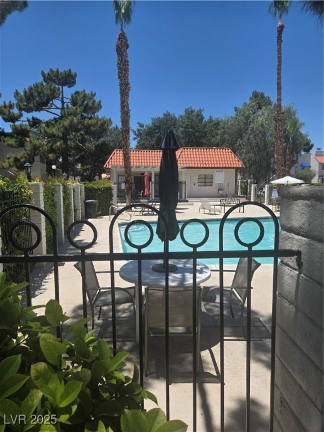 APT-104 - 101 Luna Way, Condo with 2 bedrooms, 2 bathrooms and null parking in Las Vegas NV | Image 4