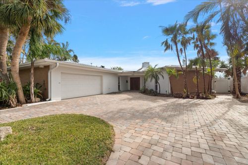 3830 46th Ave S, ST PETERSBURG, FL, 33711-4440 | Card Image