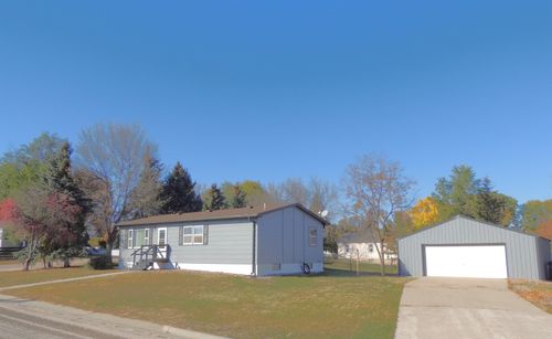 1446 Evanston Ave, hot springs, SD, 57747-2722 | Card Image