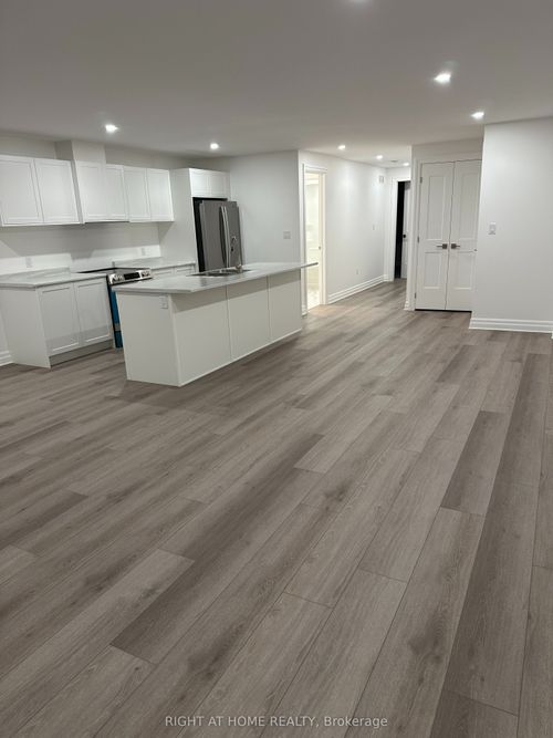 upper-7491 Marvel Drive, Niagara Falls, ON, L2H3V8 | Card Image