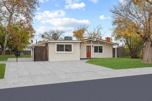 7941 7941 Andora Way, Sacramento, CA, 95824 | Card Image
