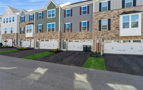 6702 Sycamore Way, Gibsonia, PA, 15044-6955 | Card Image