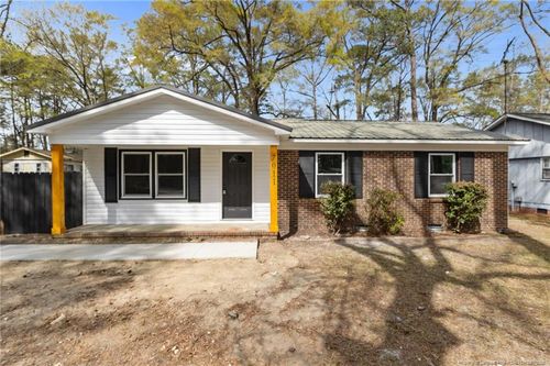 7011 Zepher Rd, Fayetteville, NC, 28311-7017 | Card Image
