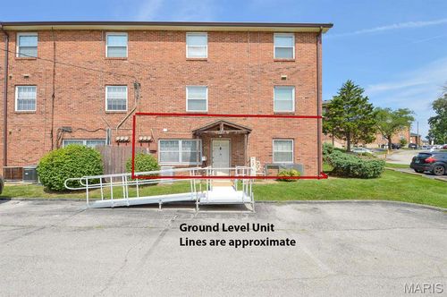 50-6984 Colonial Woods Drive, St Louis, MO, 63129 | Card Image