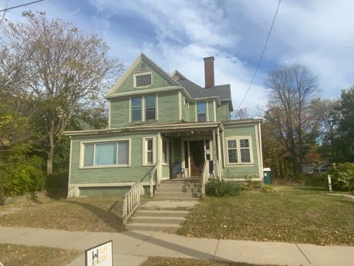 430 Henry Ave Se, Grand Rapids, MI, 49503-5521 | Card Image