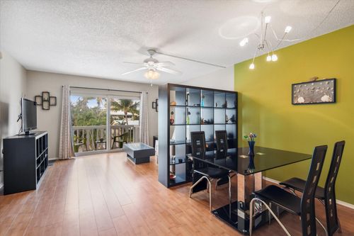 204-424 N Riverside Dr, Pompano Beach, FL, 33062-5018 | Card Image