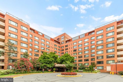 446-1021 Arlington Blvd, ARLINGTON, VA, 22209-2214 | Card Image