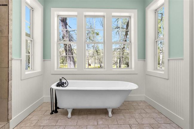 20802 Pecan Bend Rd, House other with 4 bedrooms, 4 bathrooms and 3 parking in Damon TX | Image 27