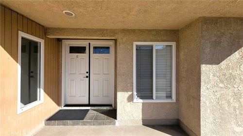 e-608 Hawthorne St, Glendale, CA, 91204 | Card Image