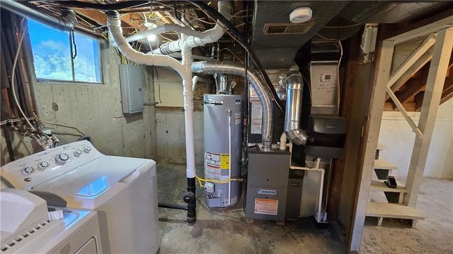 Laundry Room area with utilities | Image 21
