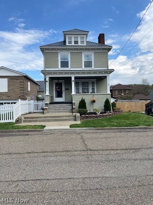 2010 Marianna St, Wellsburg, WV, 26070-1448 | Card Image