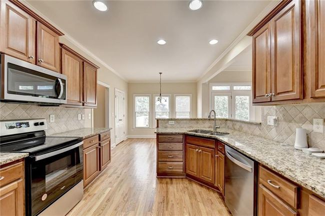 106 Little Barley Ln, House other with 4 bedrooms, 3 bathrooms and 4 parking in Grayson GA | Image 33