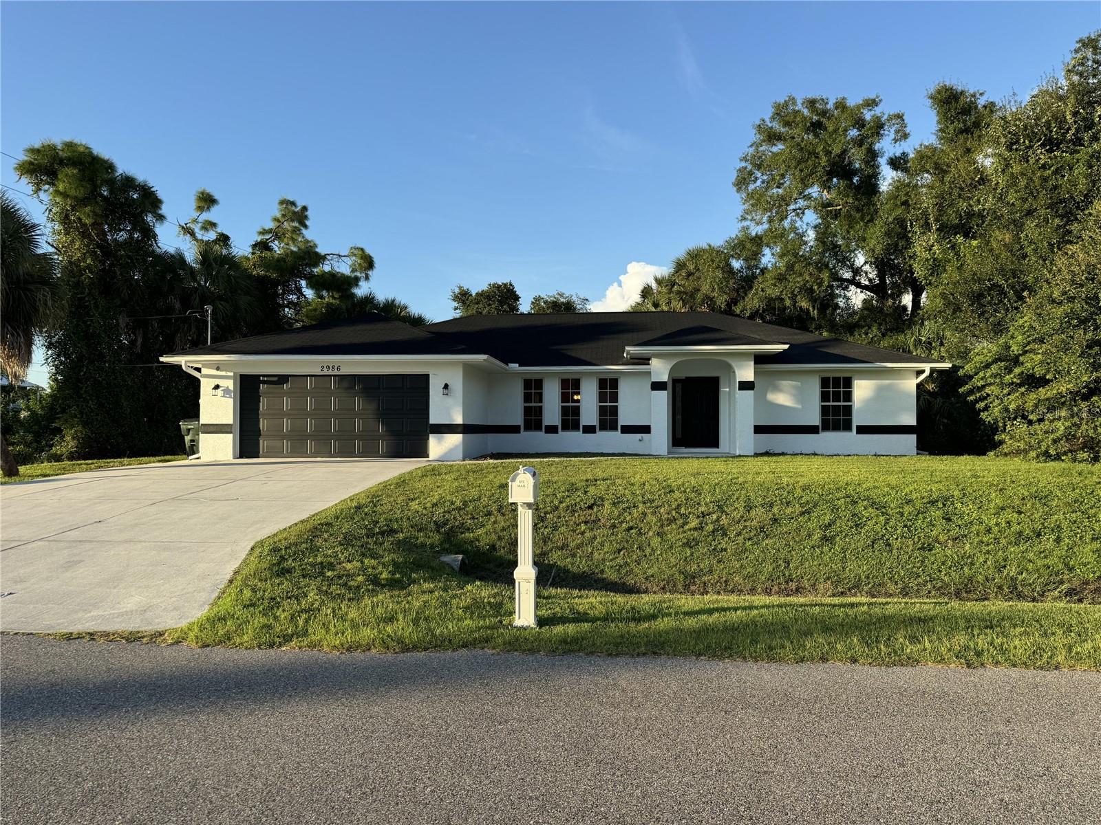 Shady Ave, North Port, FL 34286