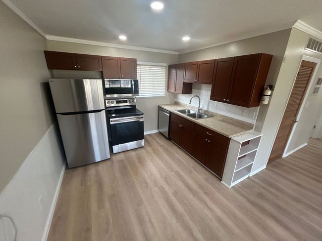 5262 Van Winkle St, House other with 2 bedrooms, 1 bathrooms and null parking in Brighton MI | Image 4