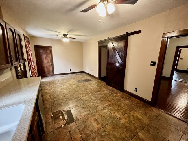 401 W Maple St, House other with 3 bedrooms, 3 bathrooms and null parking in Whitewright TX | Image 10