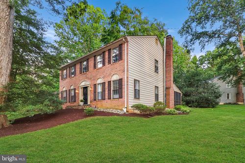 11017 Highridge St, Fairfax Station, VA, 22039-1829 | Card Image