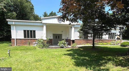 55 S John F Kennedy Way, Willingboro, NJ, 08046-3882 | Card Image