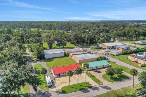 413 Elm St, Welaka, FL, 32193-2125 | Card Image